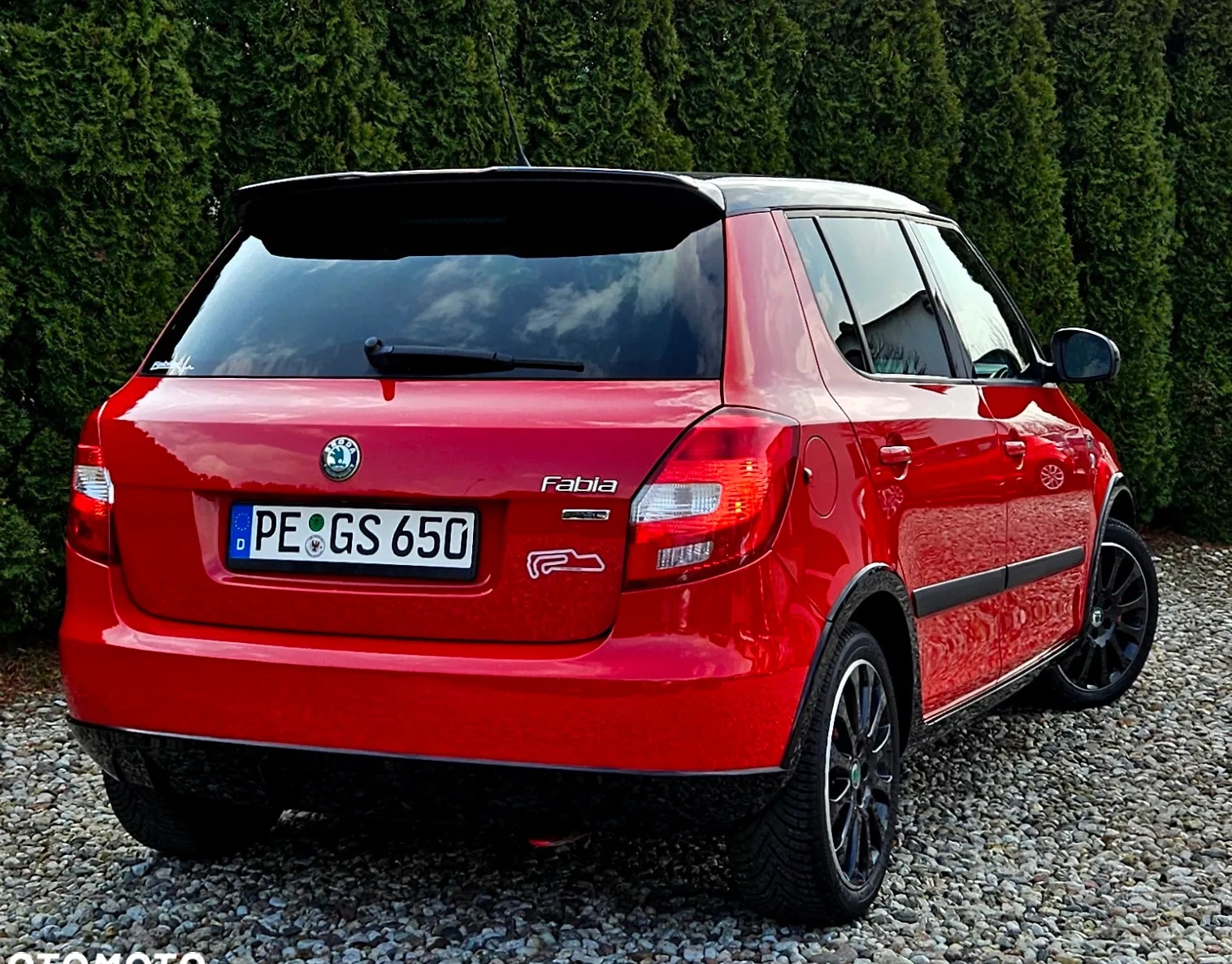 Skoda Fabia cena 23800 przebieg: 118537, rok produkcji 2011 z Piechowice małe 277